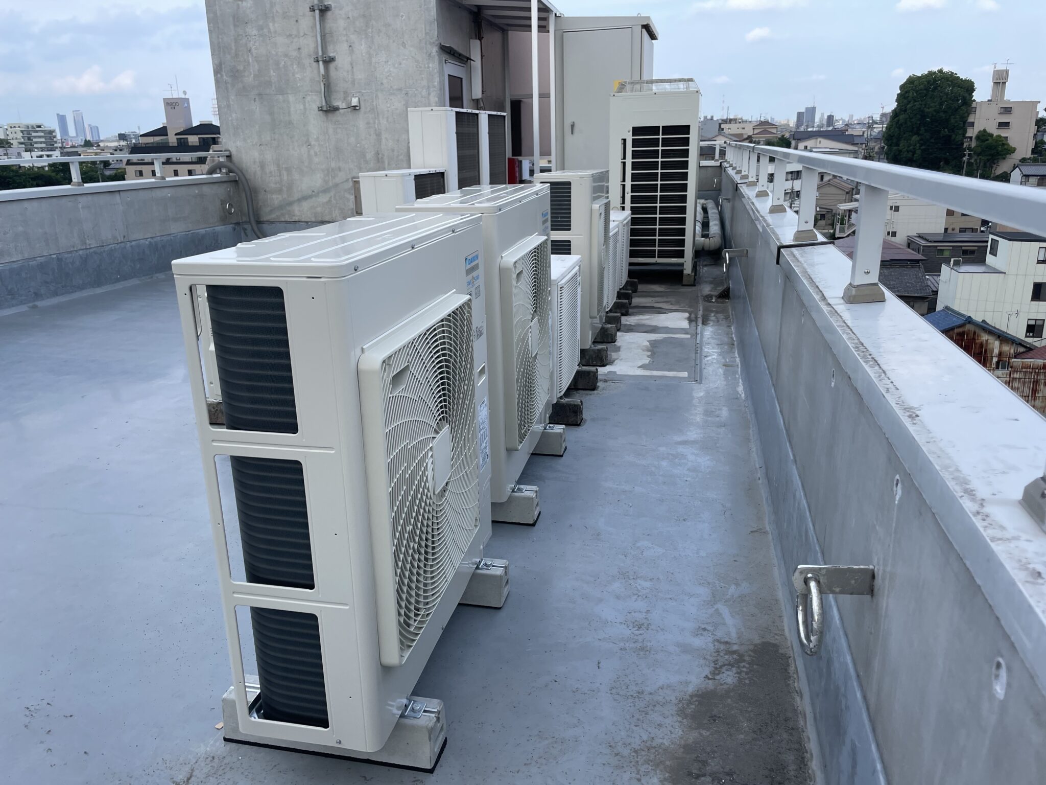 6AF31C65-05DD-429D-B975-5B466A8104BB